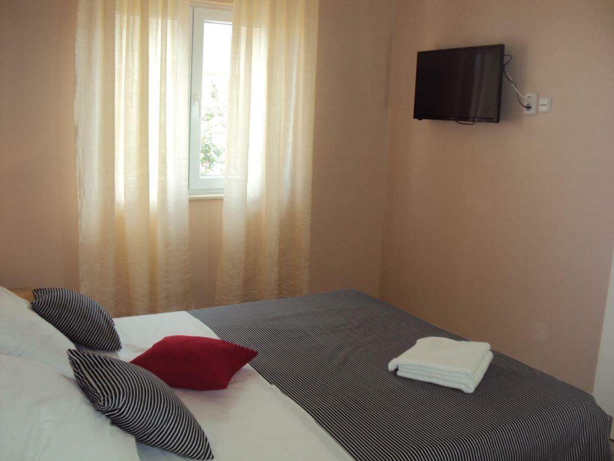 Apartmani Goran Orebić Zewnętrze zdjęcie