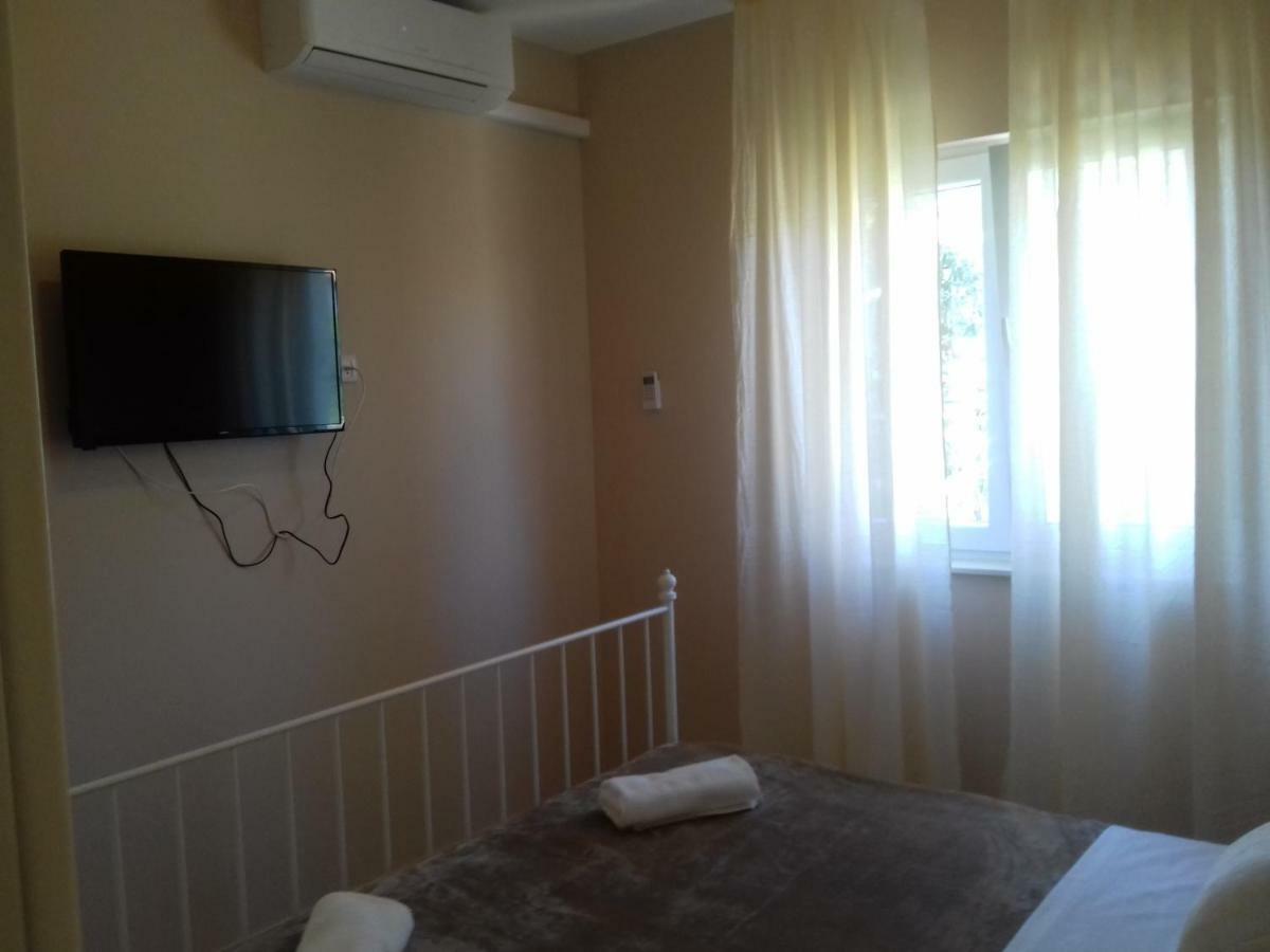 Apartmani Goran Orebić Zewnętrze zdjęcie